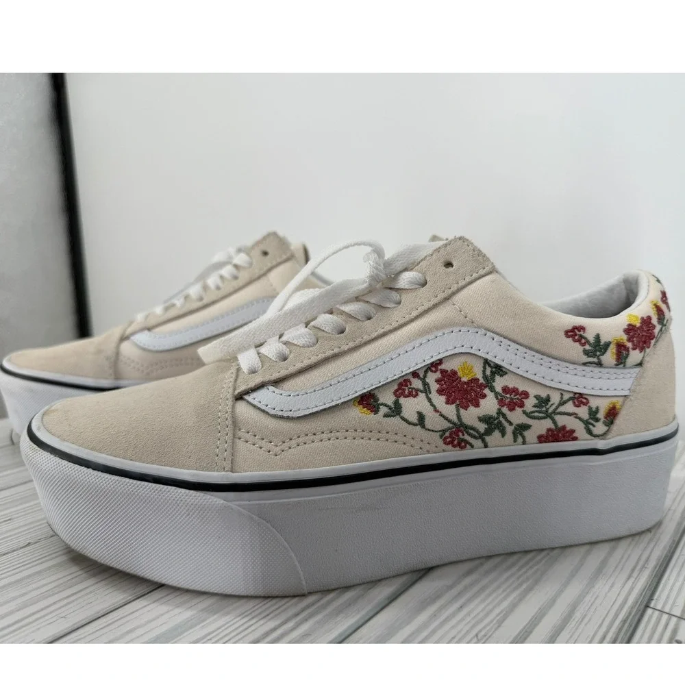 Vans Stackform Platform Sneakers Floral Embroidery Marshmallow Cream Women's 9.5
